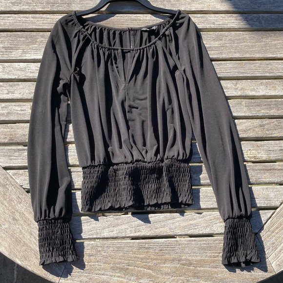 GUESS🔥Black Keyhole-Cutout Long Sleeve Top Blouse - Size XSmall - Picture 1 of 9